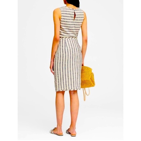 CLEARANCE Banana Republic—Navy White Stripes, Tweed Pencil Skirt, Raw Edge - Picture 2 of 10
